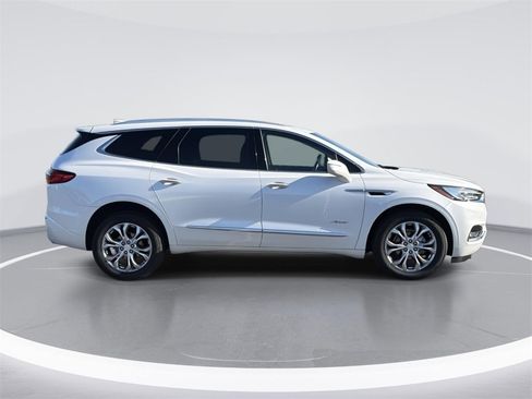 Used 2021 Buick Enclave Avenir w/ Avenir Technology Package image 3