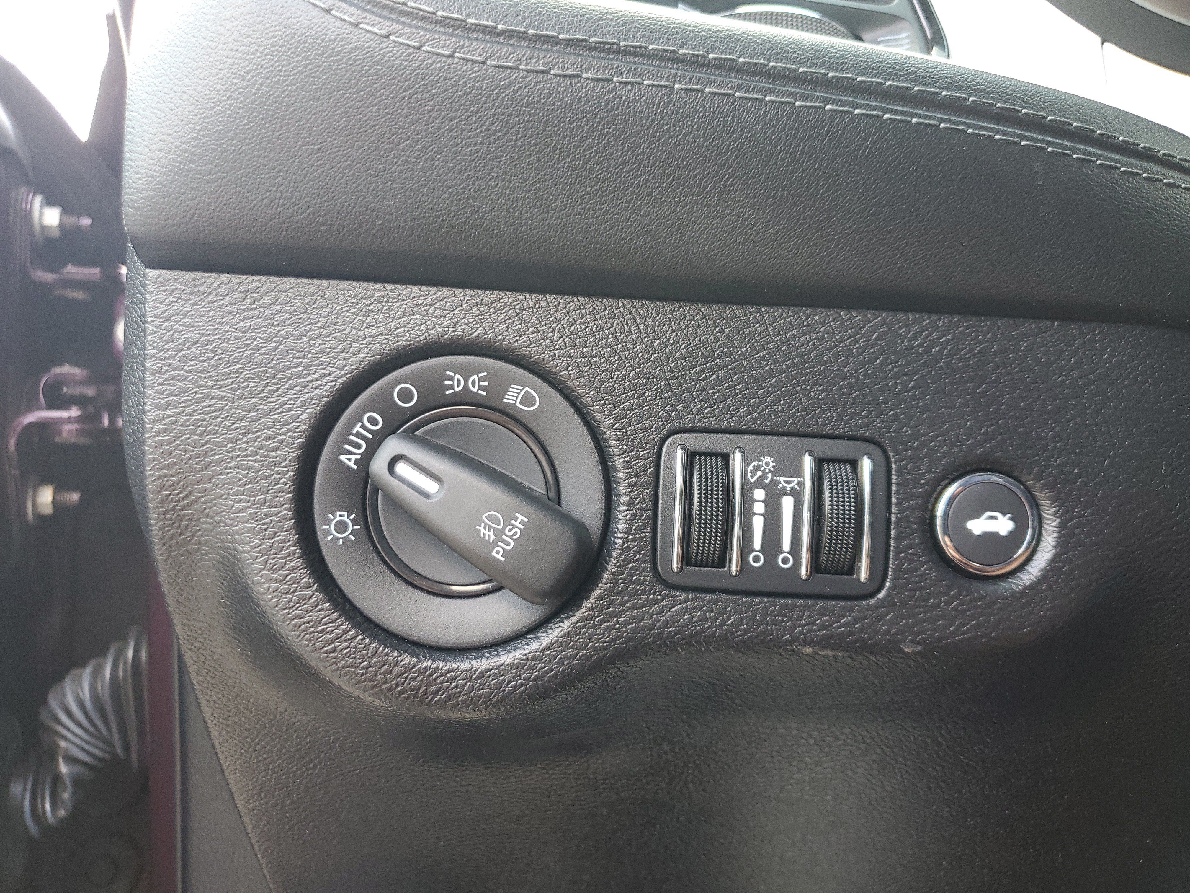 Used 2021 Dodge Challenger SXT w/ Plus Package RWD image 27