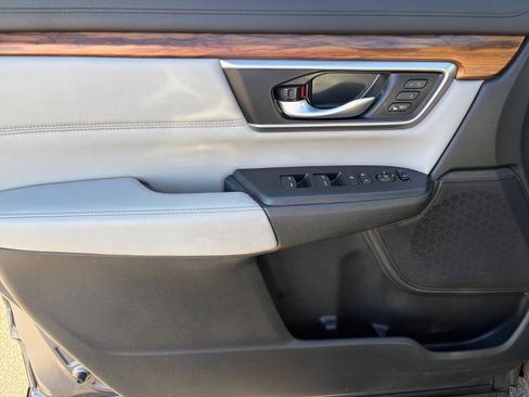 Used 2021 Honda CR-V Touring image 13