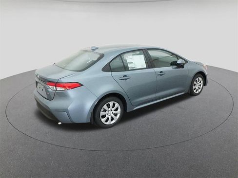New 2026 Toyota Corolla LE image 9