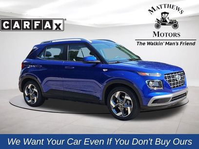 Used 2023 Hyundai Venue SEL w/ Cargo Package