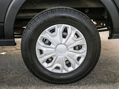 Used 2023 Ford Transit 350 XLT image 10