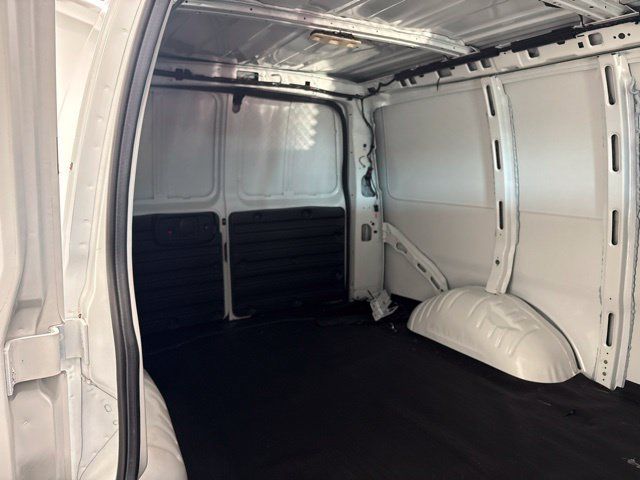 Used 2021 Chevrolet Express 2500 w/ Driver Convenience Package RWD image 26