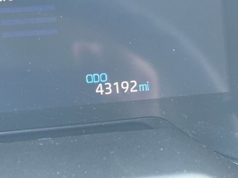 Used 2025 Toyota RAV4 LE image 39