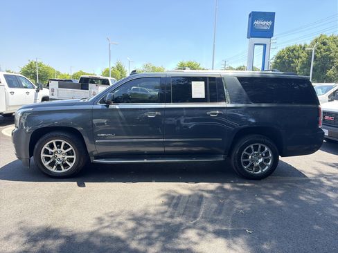 Used 2019 GMC Yukon XL Denali w/ Open Road Package AWD/4WD image 7