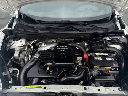 Used 2013 Nissan Juke S FWD image 16