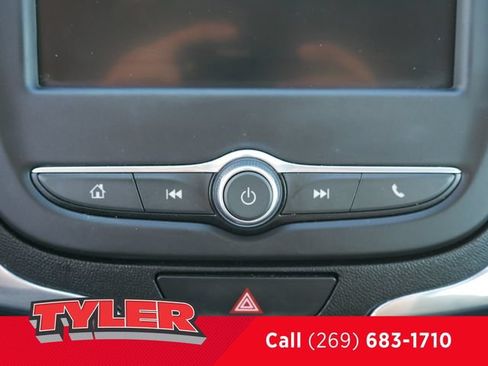 Used 2020 Chevrolet Equinox LT w/ Driver Convenience Package FWD image 32