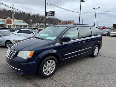 Used 2016 Chrysler Town & Country Touring