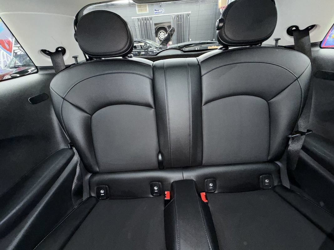 Used 2017 MINI Cooper 2-Door Hardtop FWD image 27