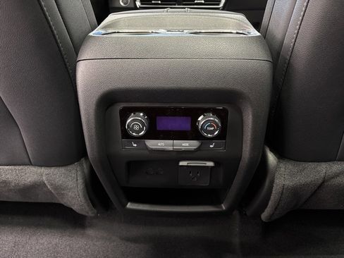 New 2026 Chevrolet Traverse RS image 33