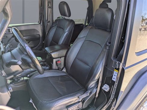 Used 2020 Jeep Wrangler Sport image 19