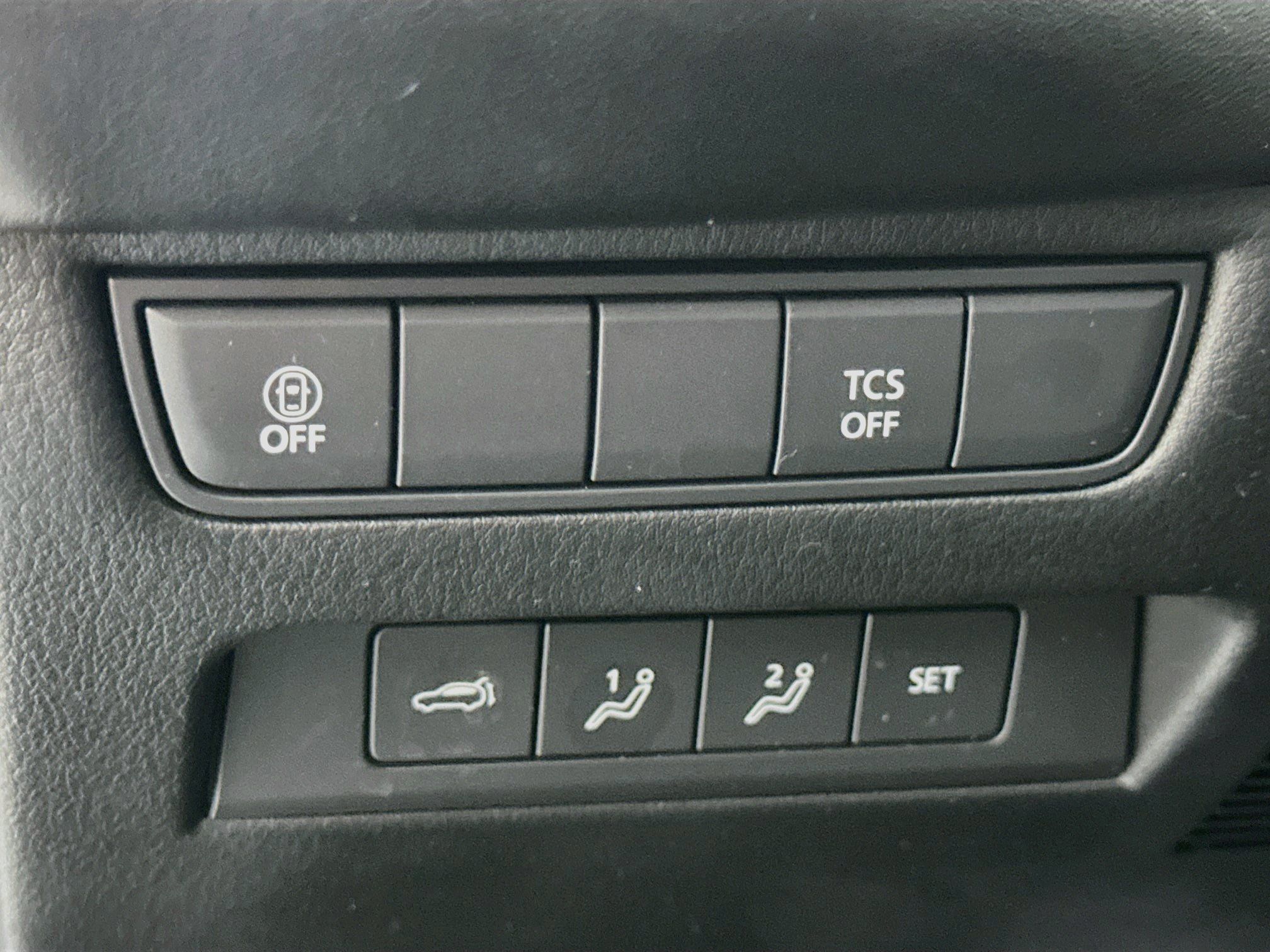 Used 2025 MAZDA CX-50 AWD 2.5 S w/ Premium Plus Pkg image 17