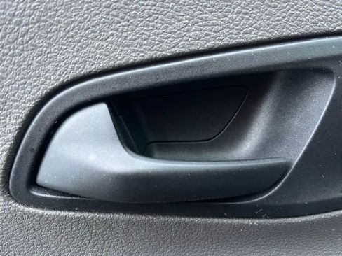 Used 2018 Ford Transit 350 XLT image 2