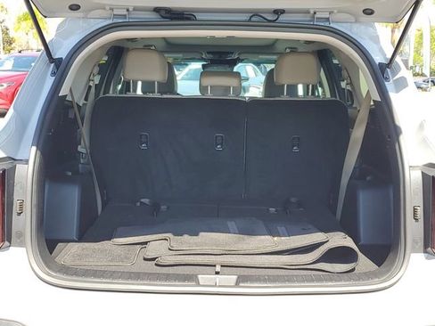 Used 2025 Kia Sorento S w/ Panoramic Sunroof Package image 7