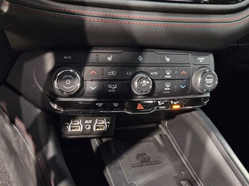 Used 2024 Dodge Durango R/T image 31