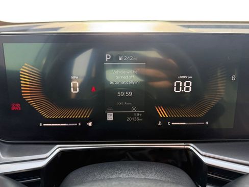 Used 2024 Kia Sorento EX w/ Panoramic Sunroof Package image 14