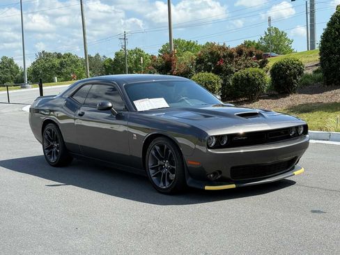 Used 2023 Dodge Challenger R/T Scat Pack w/ Scat Pack Stripe RWD image 7