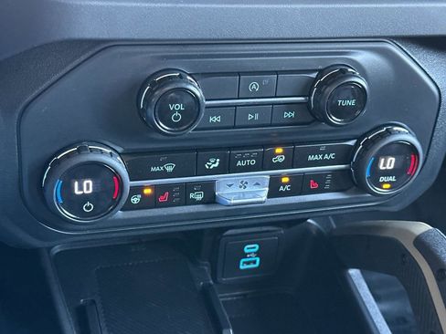 Certified 2025 Ford Bronco Badlands AWD/4WD image 20