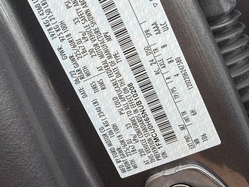 Certified 2022 Ford Escape SEL FWD image 33