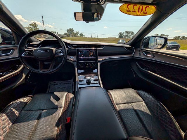 Used 2022 Jeep Grand Cherokee L Summit w/ Advanced Protech Group IV AWD/4WD image 12