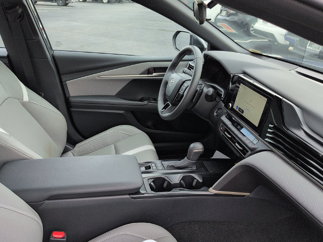 Certified 2026 Toyota Camry SE FWD image 10