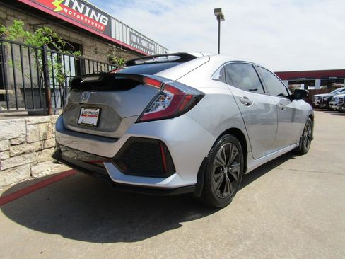 Used 2018 Honda Civic EX image 4