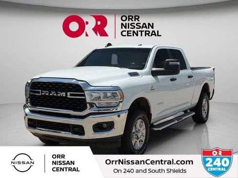 Used 2024 RAM 2500 Big Horn w/ Off Road Package AWD/4WD image 1