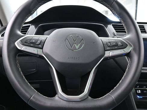 Used 2023 Volkswagen Tiguan SE FWD image 27