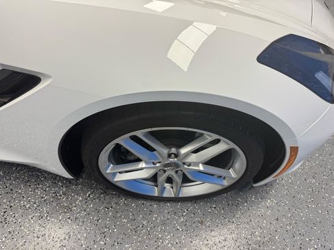 Used 2015 Chevrolet Corvette Stingray Coupe RWD image 28