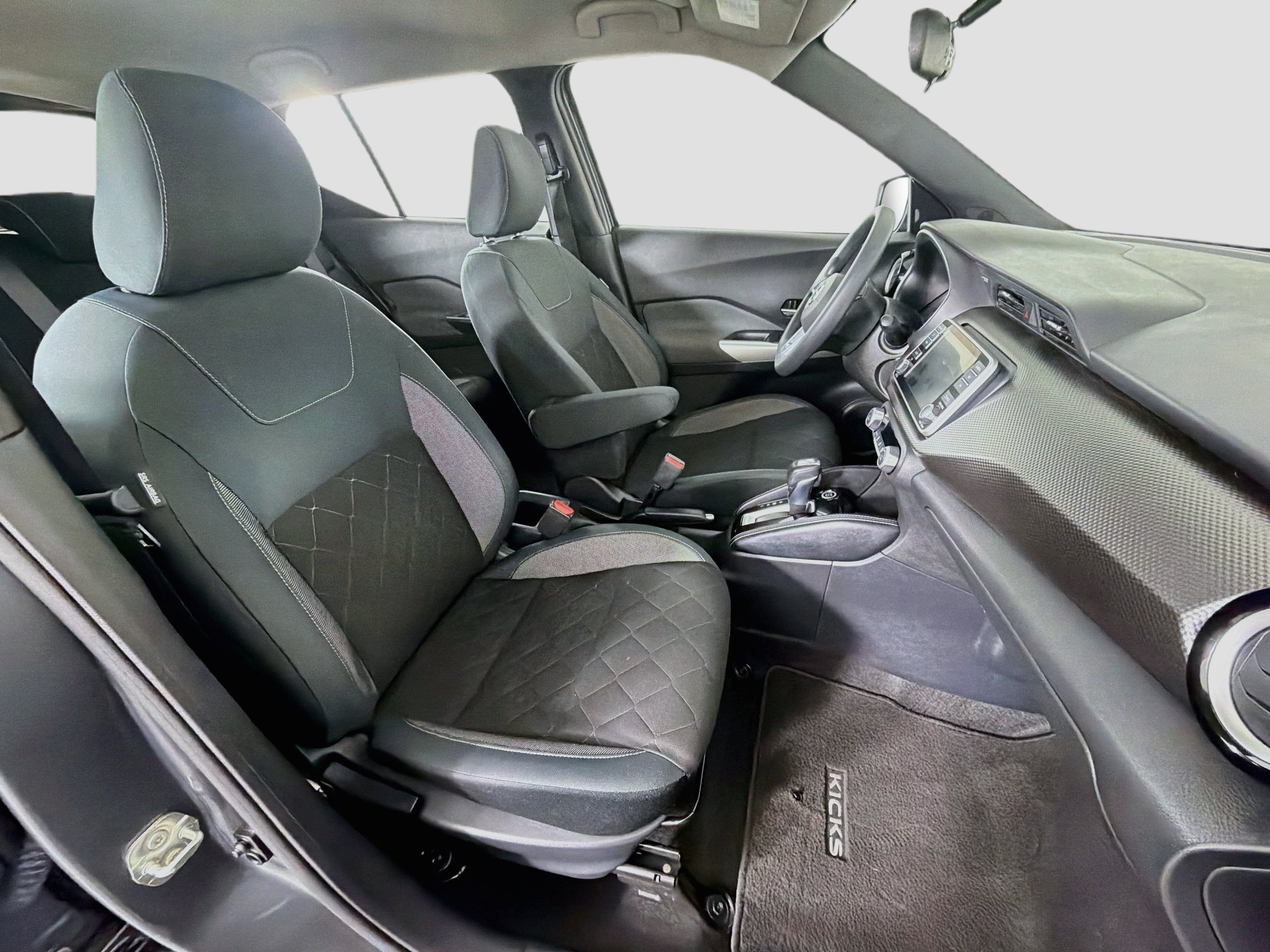 Used 2020 Nissan Kicks SV FWD image 28