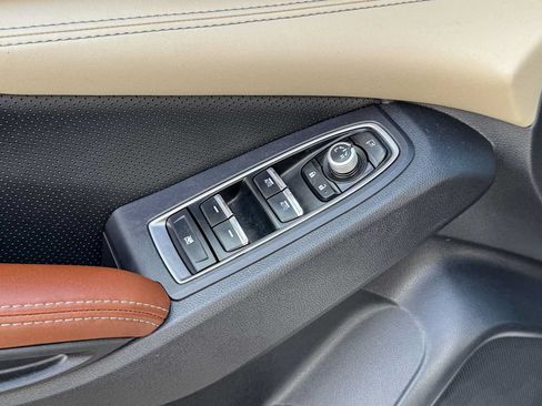 Used 2020 Subaru Ascent Touring AWD/4WD image 16