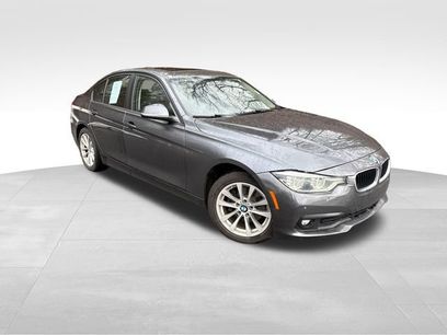 Used 2018 BMW 320i xDrive Sedan w/ Premium Package
