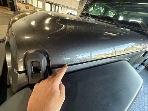 Used 2018 Jeep Wrangler Unlimited Sport image 20