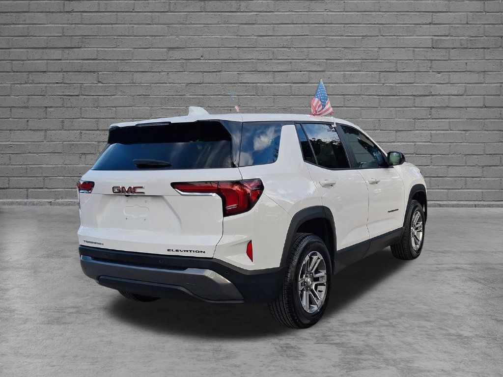 Used 2025 GMC Terrain Elevation FWD image 10