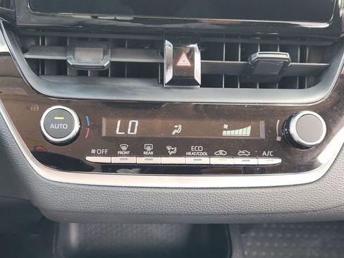 Used 2024 Toyota Corolla LE FWD image 14