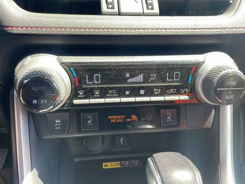 Used 2022 Toyota RAV4 XSE w/ Weather Package AWD/4WD image 20