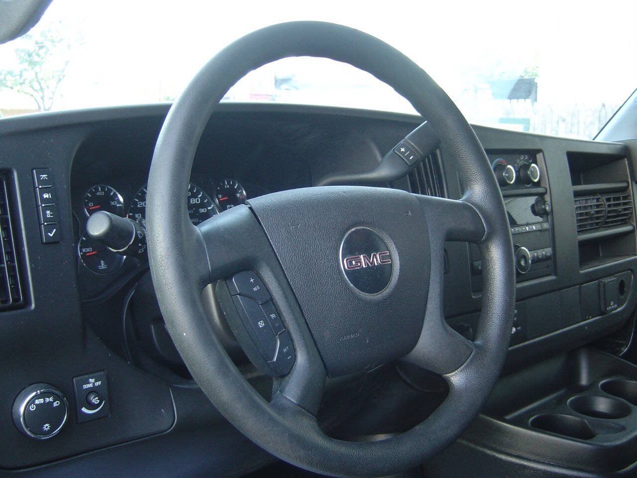 Used 2019 GMC Savana 2500 w/ Driver Convenience Package RWD image 11