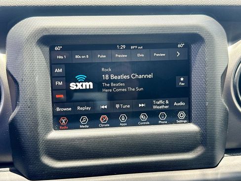 Certified 2023 Jeep Wrangler Unlimited AWD/4WD image 16