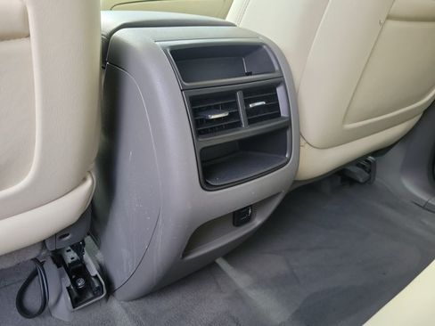 Used 2017 Cadillac XT5 Premium Luxury FWD image 14