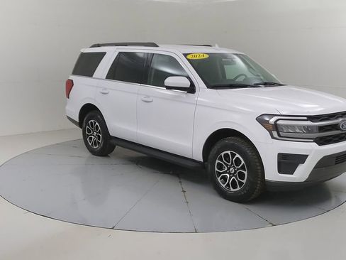 Certified 2024 Ford Expedition XLT AWD/4WD image 12