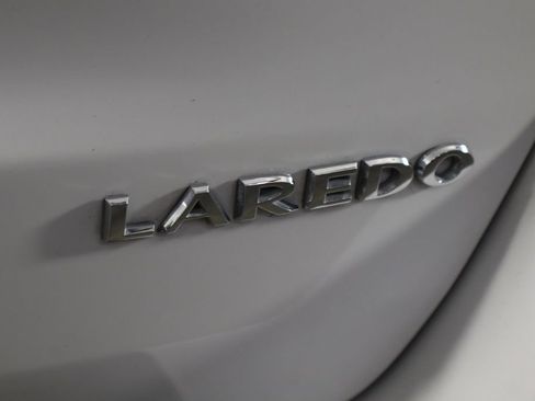 Used 2022 Jeep Grand Cherokee Laredo E RWD image 45