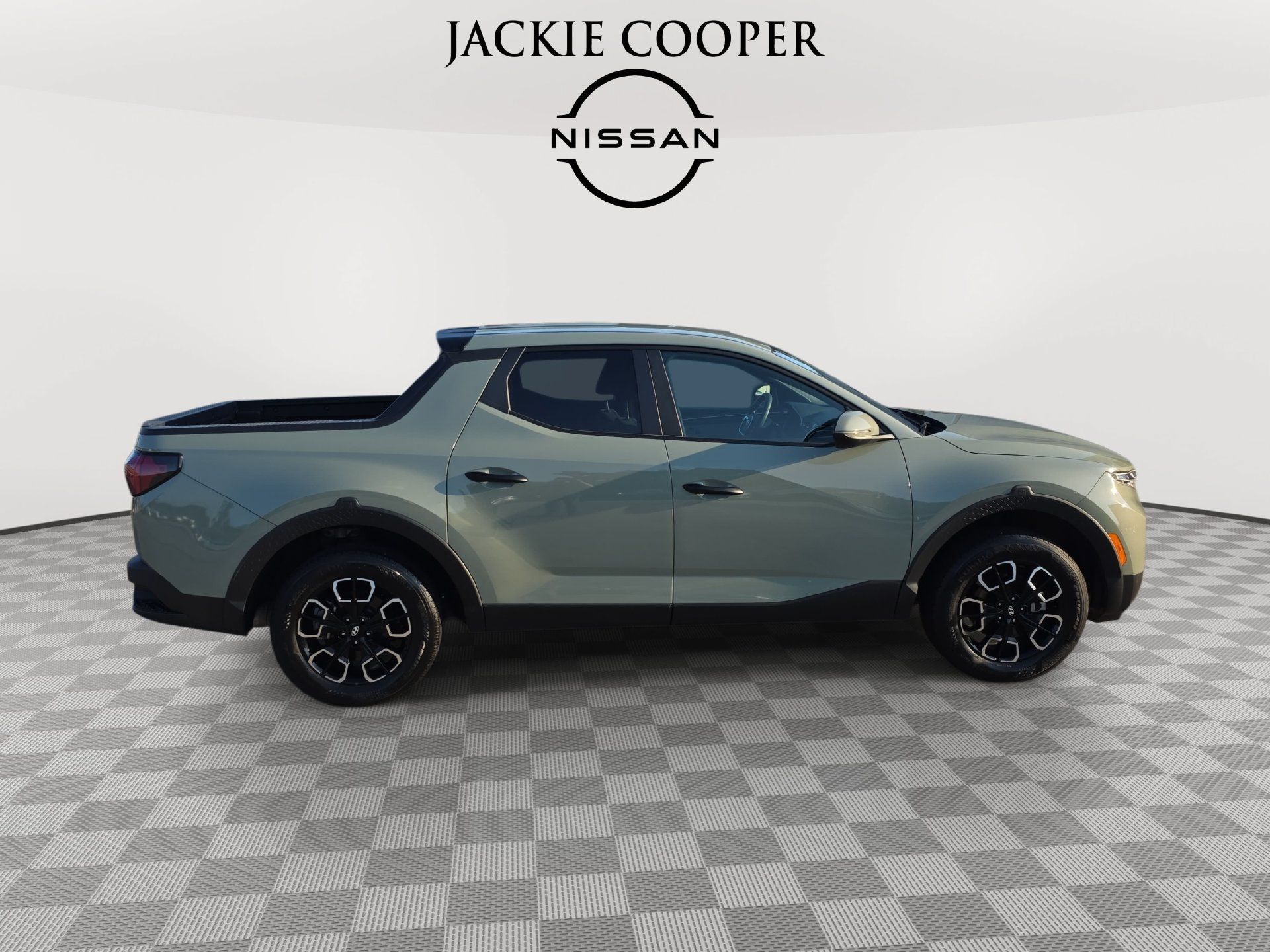Used 2024 Hyundai Santa Cruz SEL FWD image 4