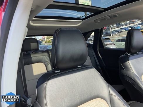 Used 2021 Ford Escape Titanium w/ Titanium Elite Package image 61