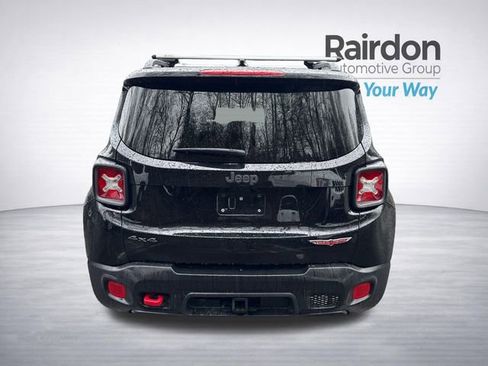 Used 2016 Jeep Renegade Trailhawk w/ Premium Trailhawk Package image 7
