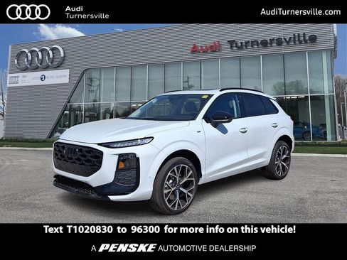 New 2026 Audi Q3 quattro 2.0T image 1