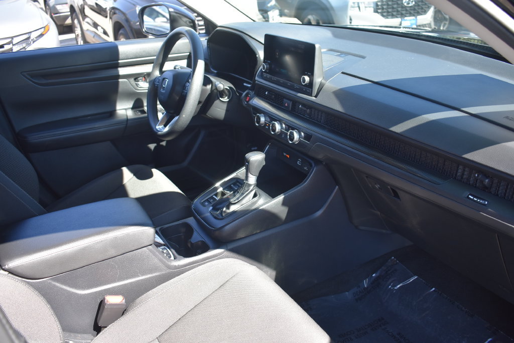 Used 2025 Honda CR-V LX image 10