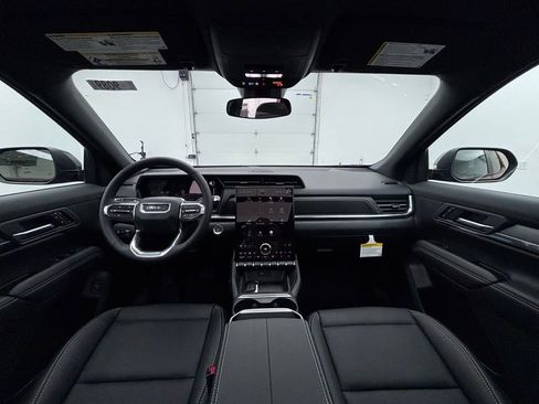 New 2026 GMC Terrain Elevation w/ Elevation Premium Package image 2