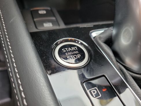 Used 2024 Nissan Kicks SV w/ Interior Electronics Package FWD image 20