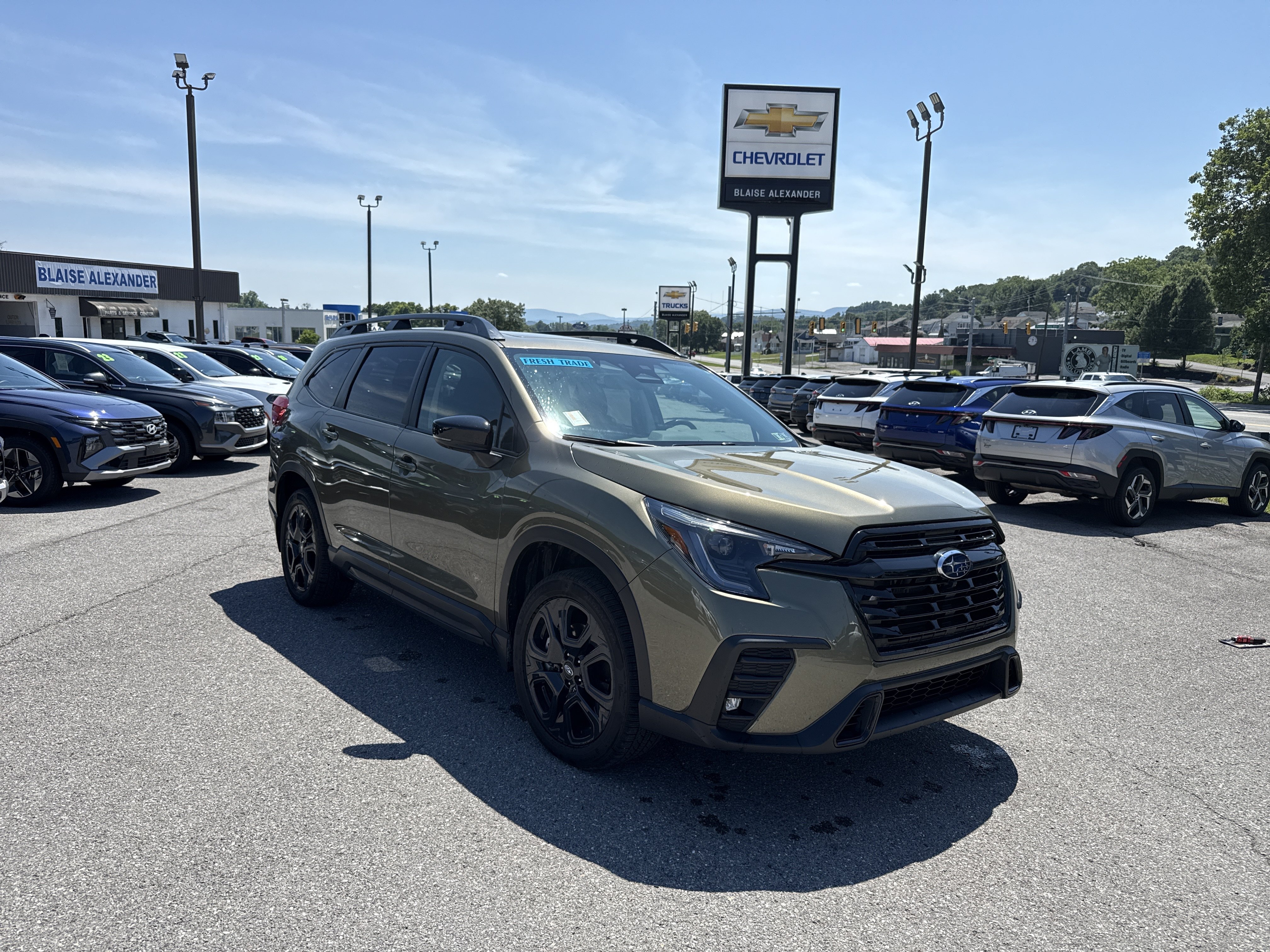 Used 2024 Subaru Ascent Onyx Edition Limited AWD/4WD image 1