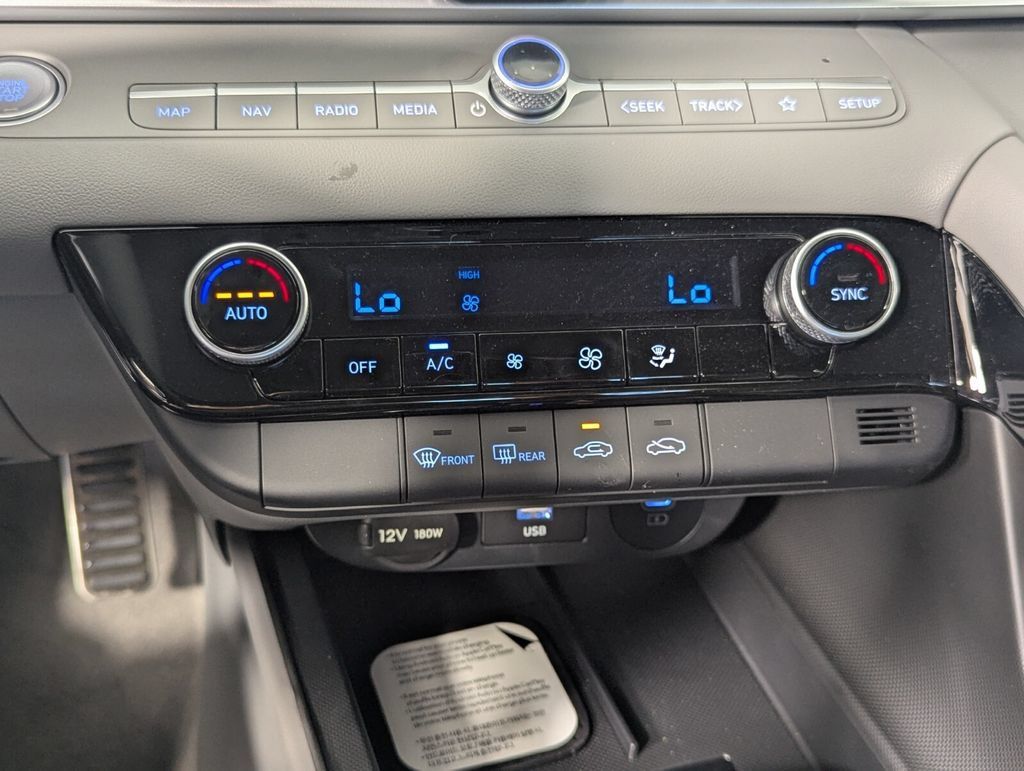 New 2026 Hyundai Elantra SEL FWD image 20
